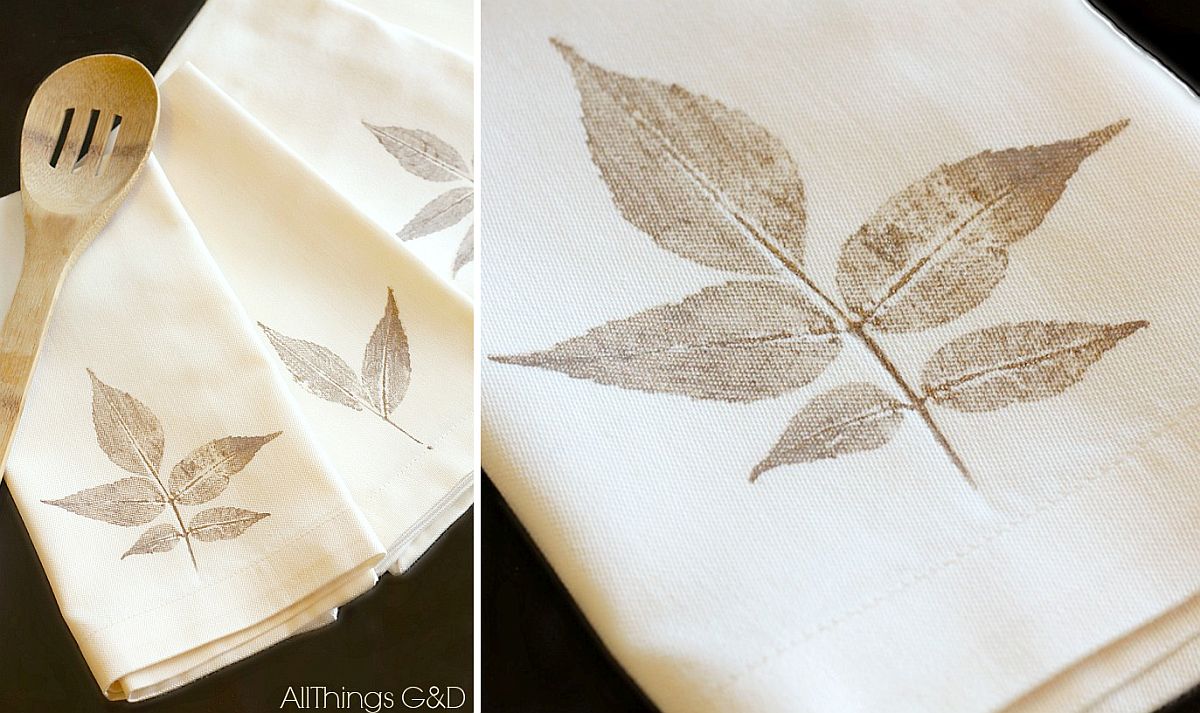 Stylish DIY leaf-stamped napkins are perfect for those many fall holiday feasts!