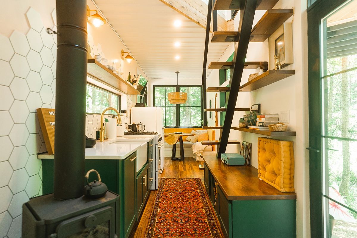 Bright-emerald-and-golden-yellows-steal-the-spotlight-in-this-boho-farmhouse-style-kitchen-27820