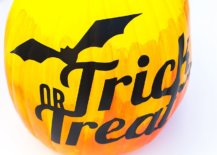DIY-trick-or-treat-ombre-painted-pumpkin-idea-76454-217x155