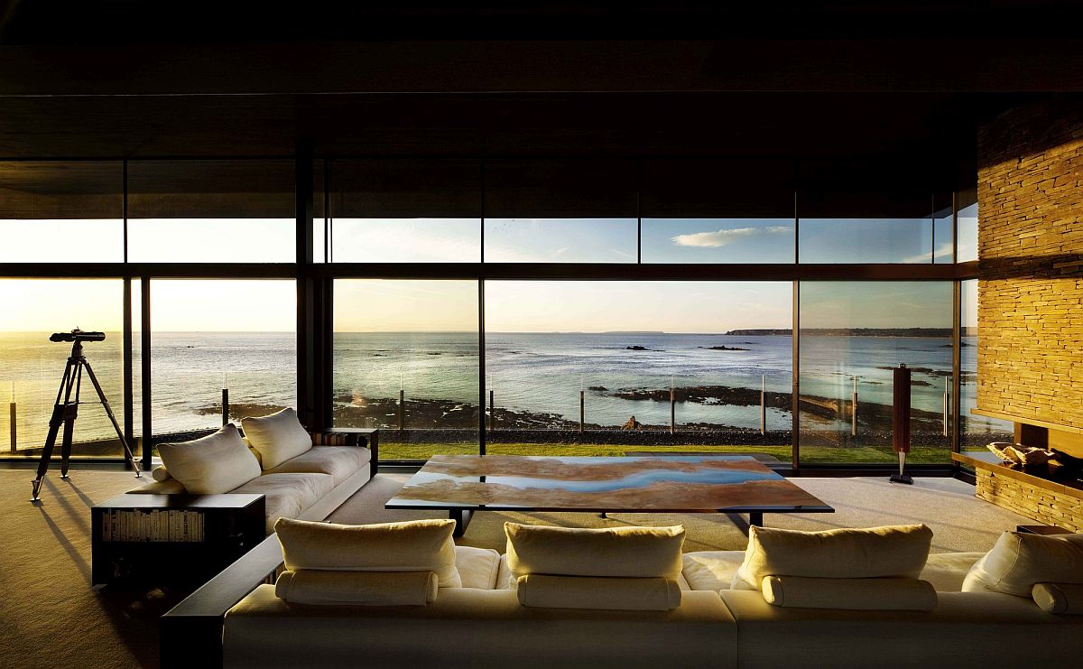 Dramatic-sea-views-and-lovely-sunsets-create-a-magical-living-space-on-the-Jersey-coastline-94099