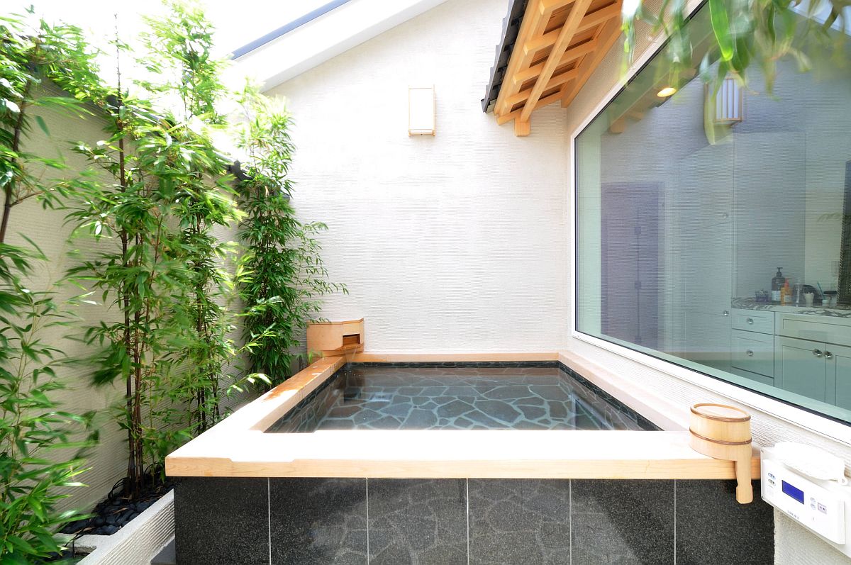 Find the Japanese soaking tub that suits your specific needs