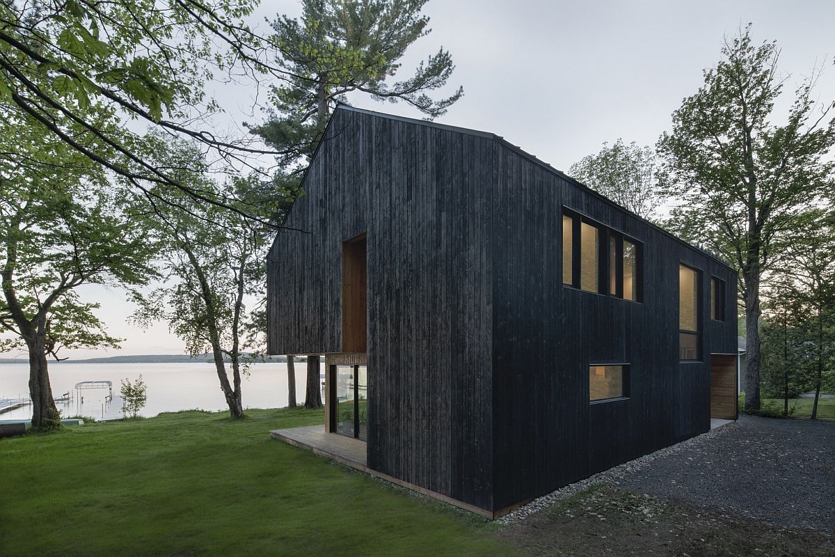 Fabulous new building on the banks of Lake Brome with a striking, dark exterior