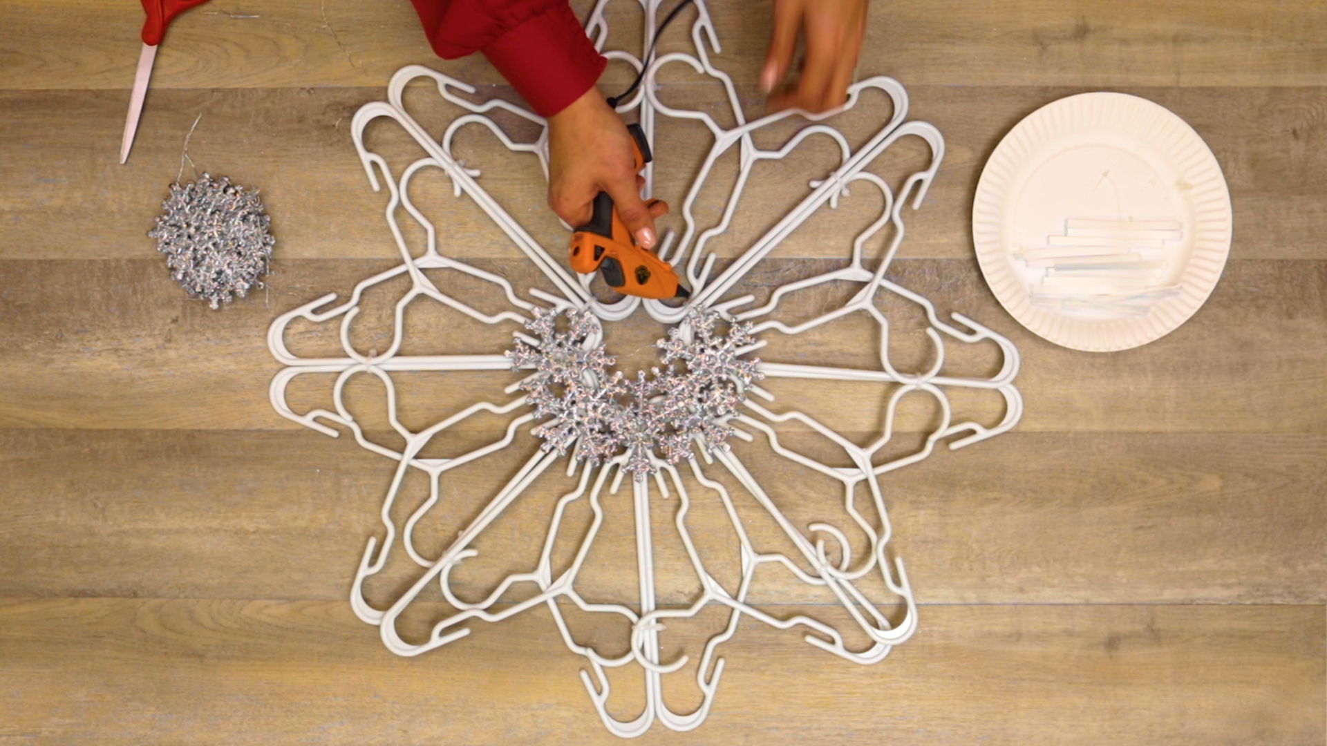 How to make clothes hanger snowflakes