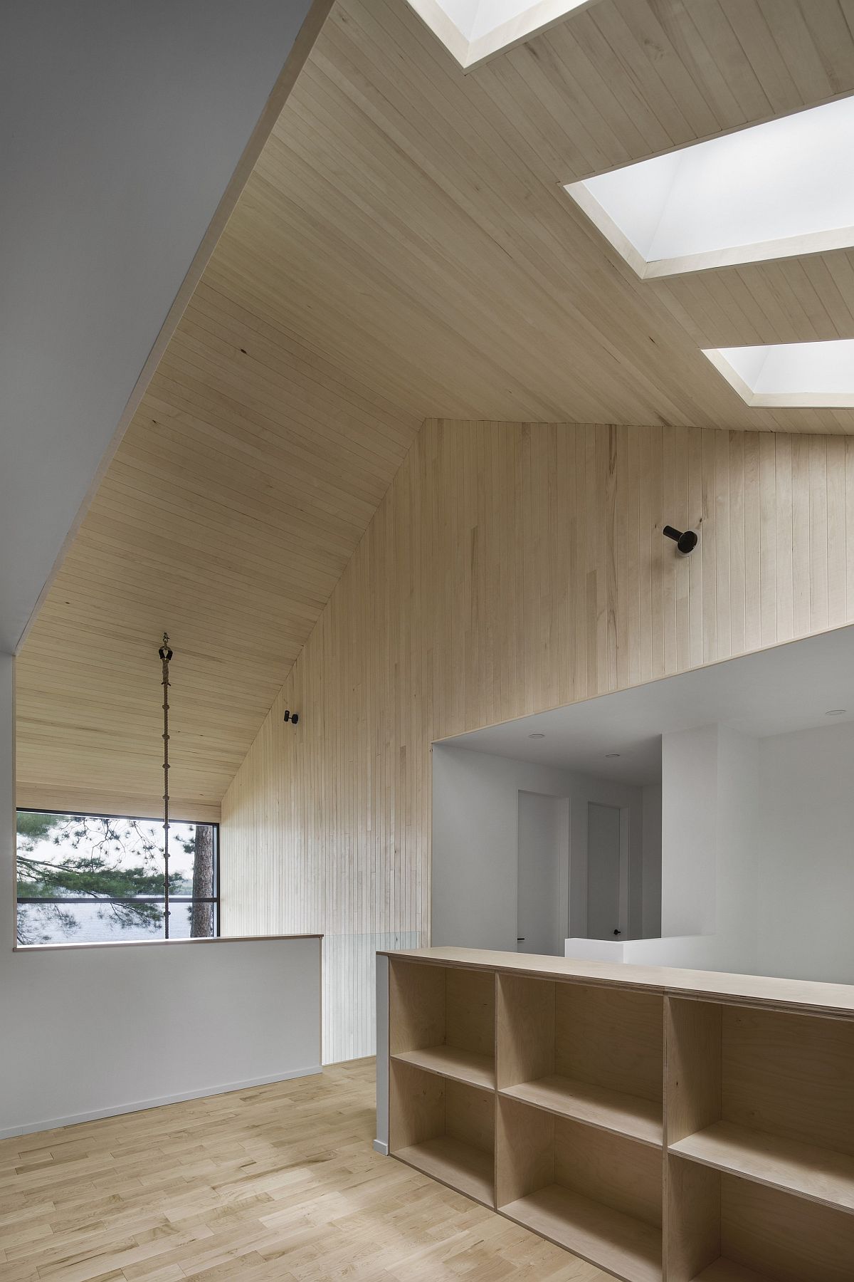 Upper-level-of-the-home-in-wood-and-white-with-a-minimal-appeal-10045