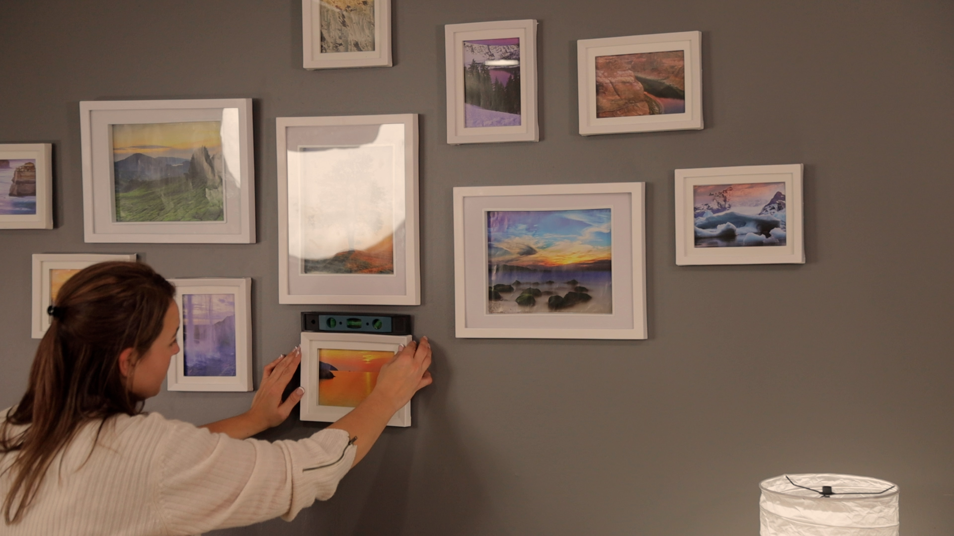 using level for gallery wall photos
