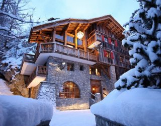 Stunning Luxury Chalet in French Alps Promises a Holiday you Deserve!