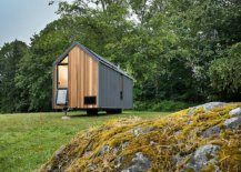 Cedar-and-metal-exterior-of-the-tiny-cabin-on-wheels-65379-217x155