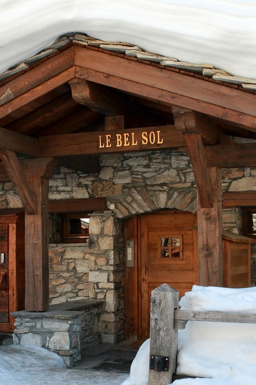 Cozy and lavish chalet welcomes you at Val d' Isere!