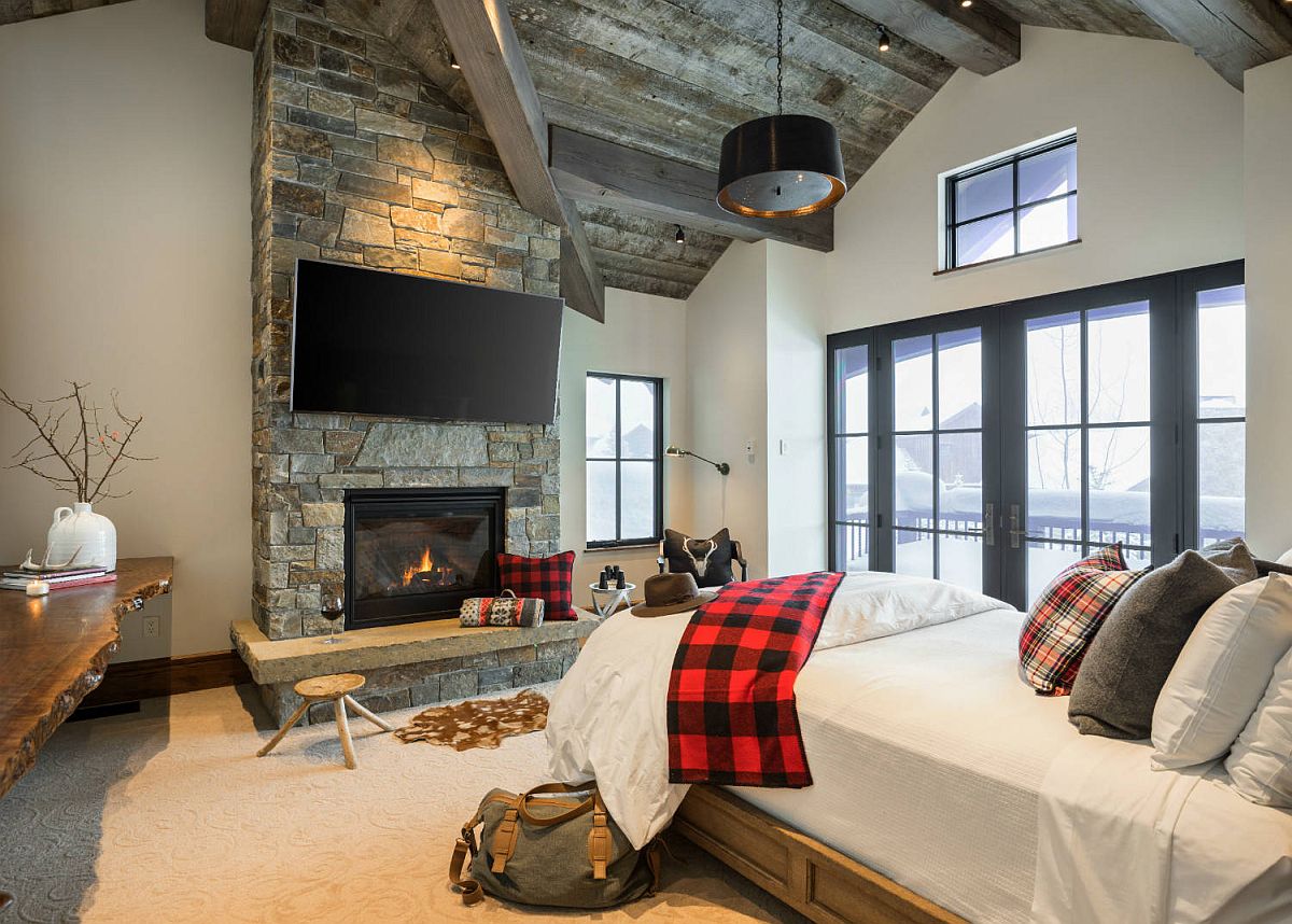 Find-a-place-for-the-TV-above-the-fireplace-in-the-bedroom-49974