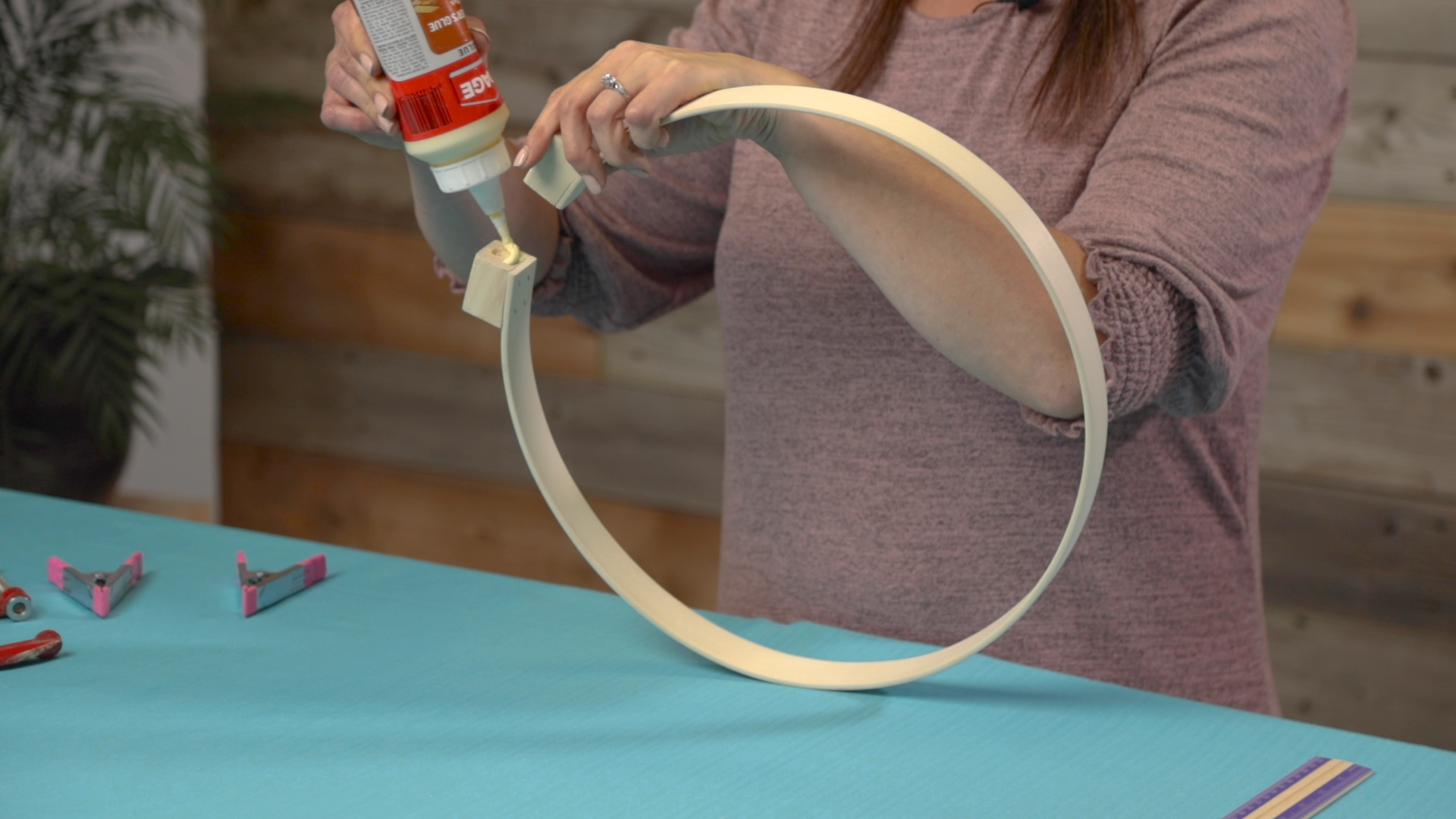 gluing ends of embroidery hoop back together