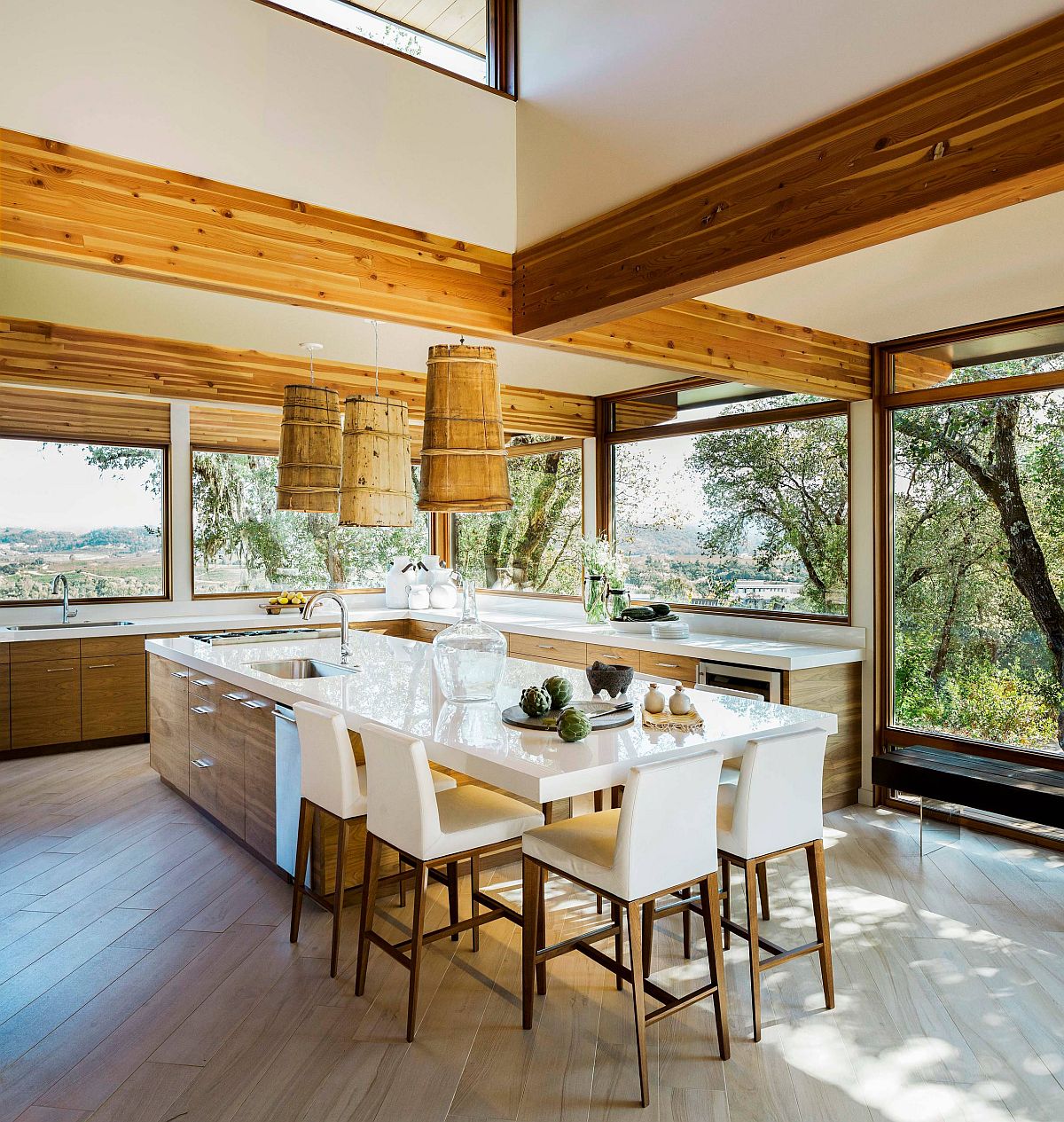 Spectacular-views-await-at-this-modern-organic-kitchen-in-San-Francisco-that-embraces-greenery-57139