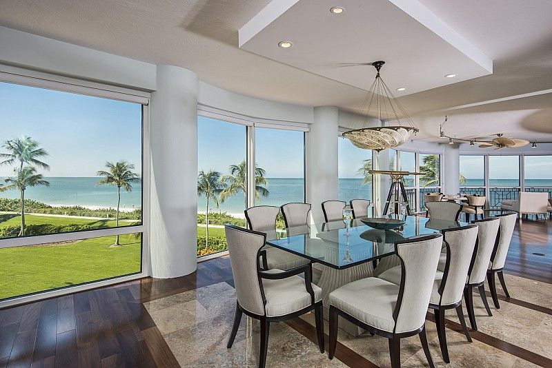 Dining area with a nice view of the ocean