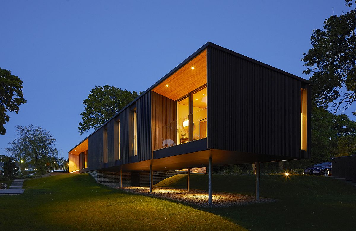 Private Holiday Home on the Isle of Wight with a cantilevered design