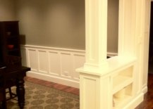 Room with white column post