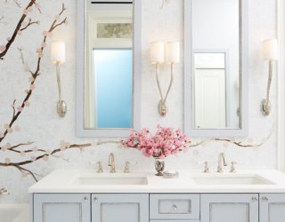 Bathroom Vanity Lighting Guide: How to Get it Bright!