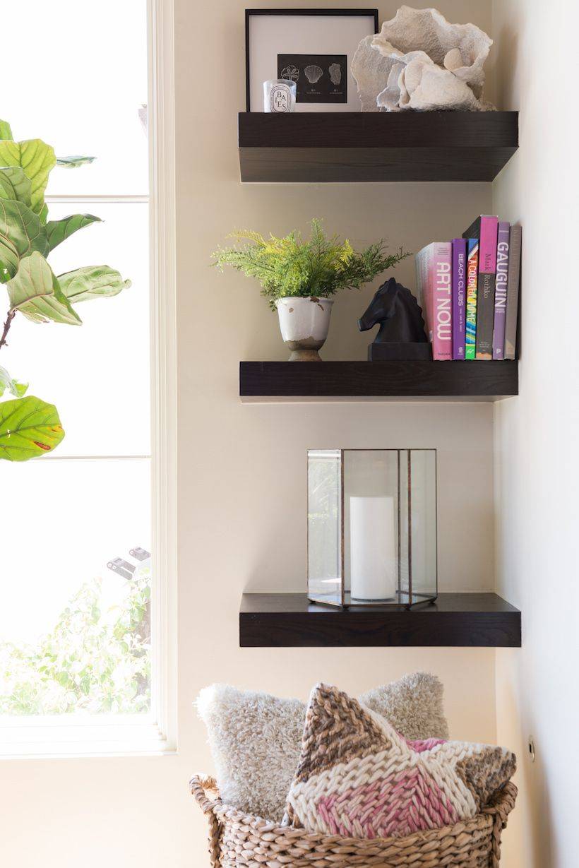 Corner Shelves