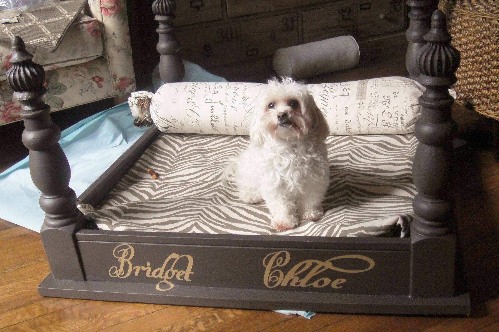 Dog 4 poster bed sale