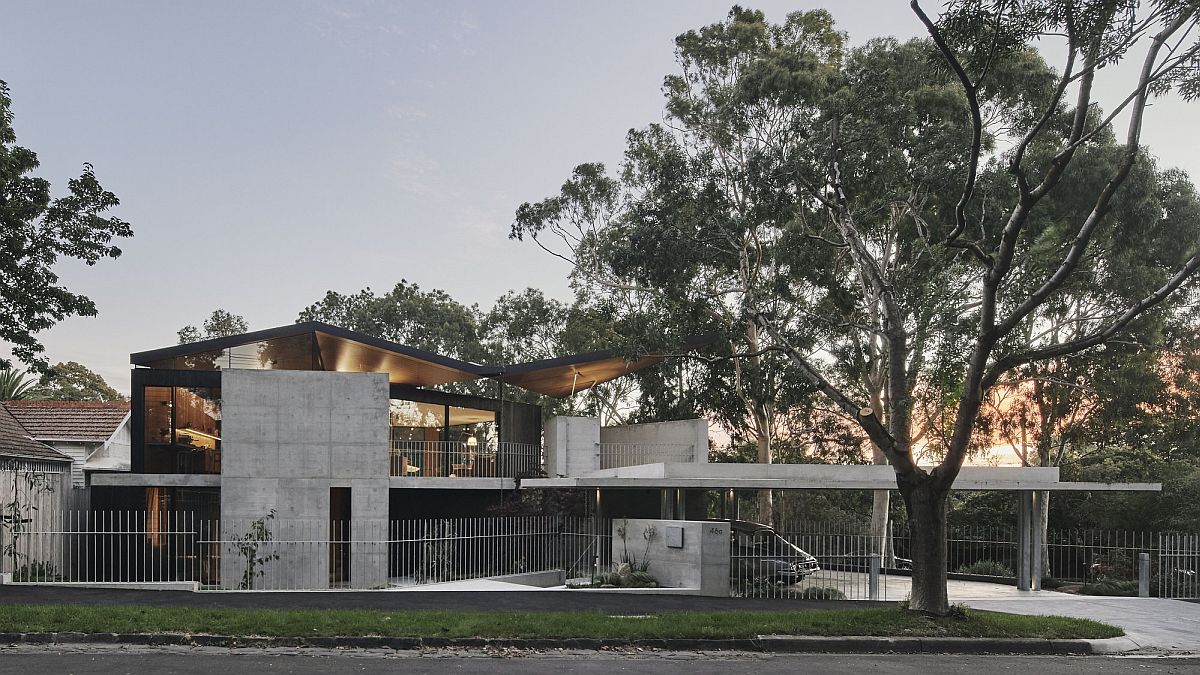 Wonderful street view of the Aussie home offers a window into the way the homeowners live