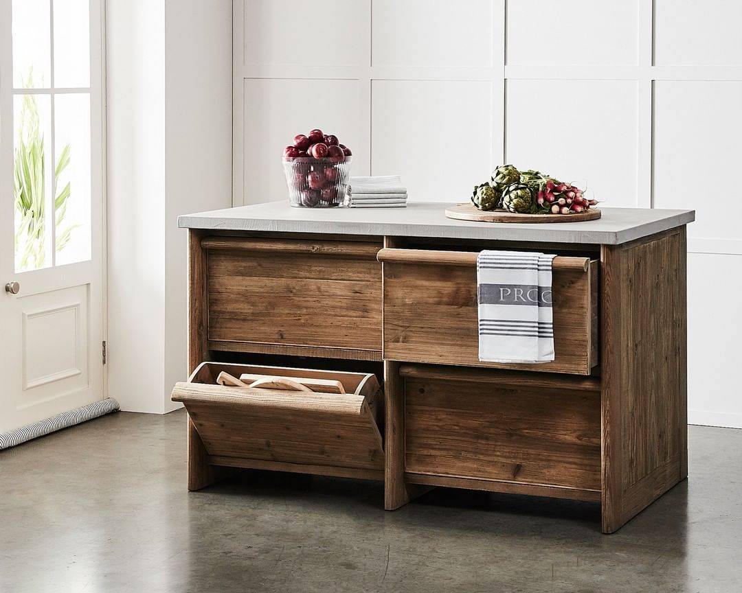 Wooden counter with handles and sliding drawers