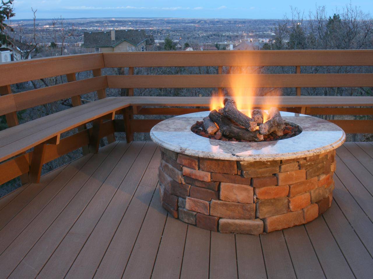 Backyard Fire Pit Ideas To Transform Your Outdoor Space