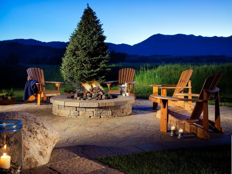 Beautiful Traditional Stone Backyard Fire Pit