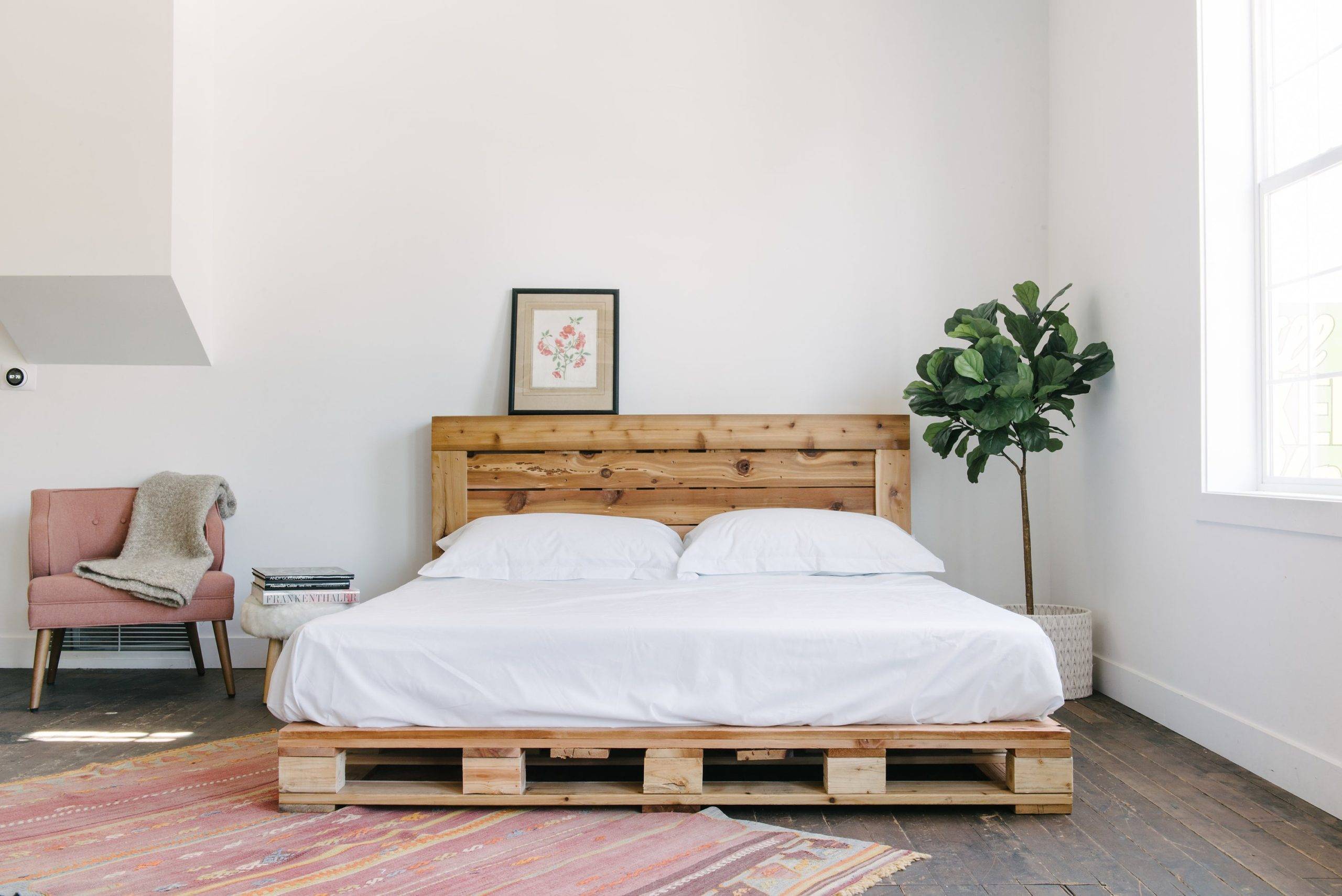 White Pallet Headboard