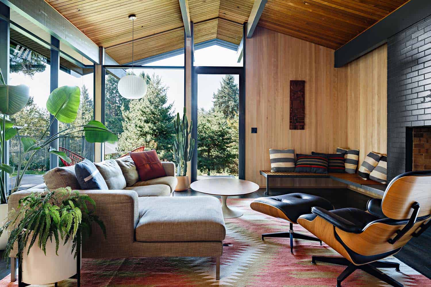 How To Embrace Mid-Century Modern Design [5 Style Tips!]