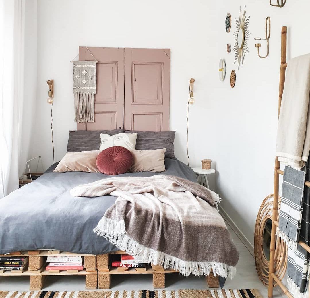 Modern Country Rustic Chic Pallet Skid Bed Frame Closet Door Repurposed