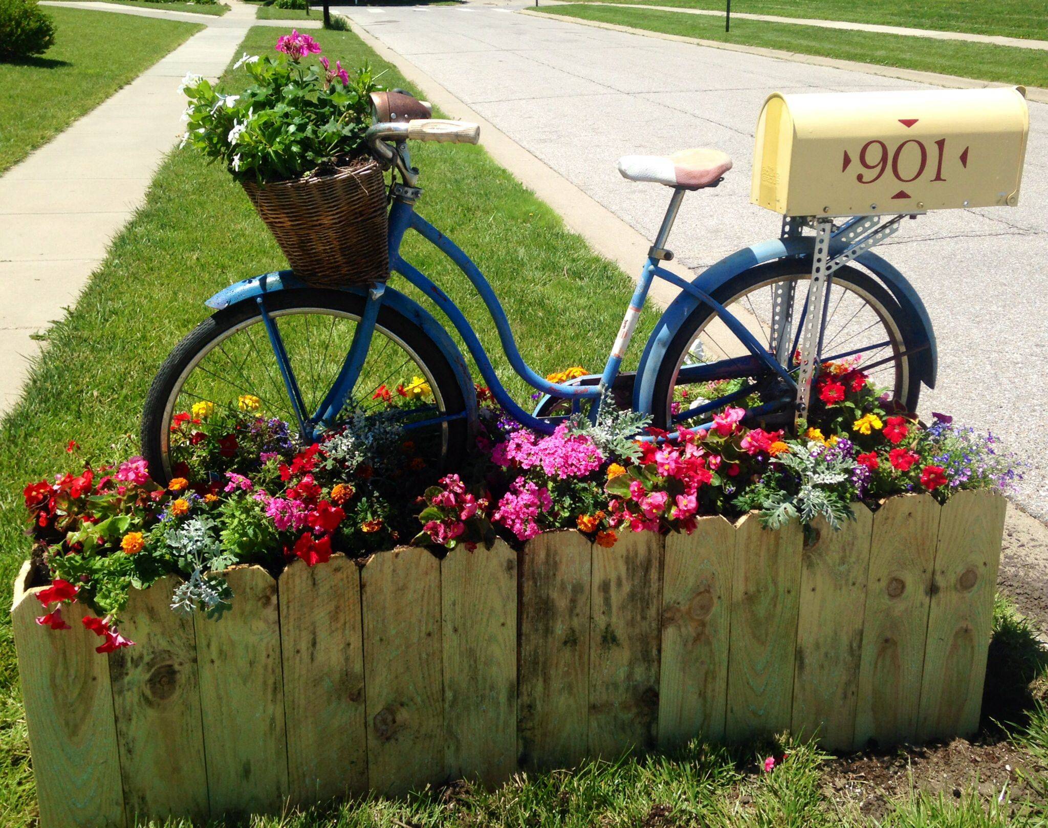 Bicycle Mailbox