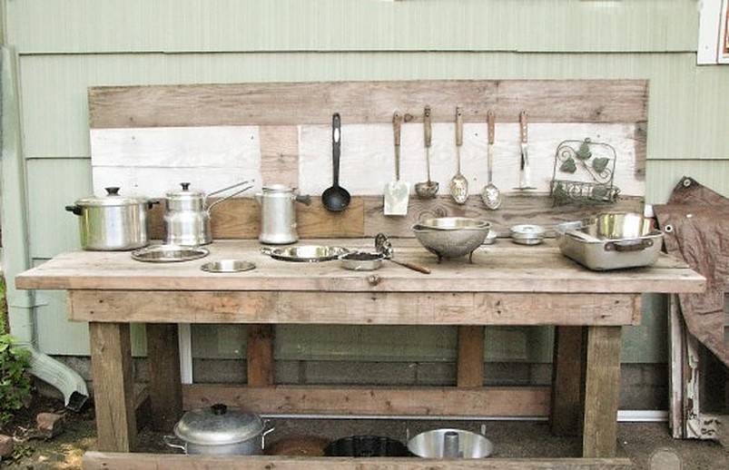 Cookwares on makeshift wood counter