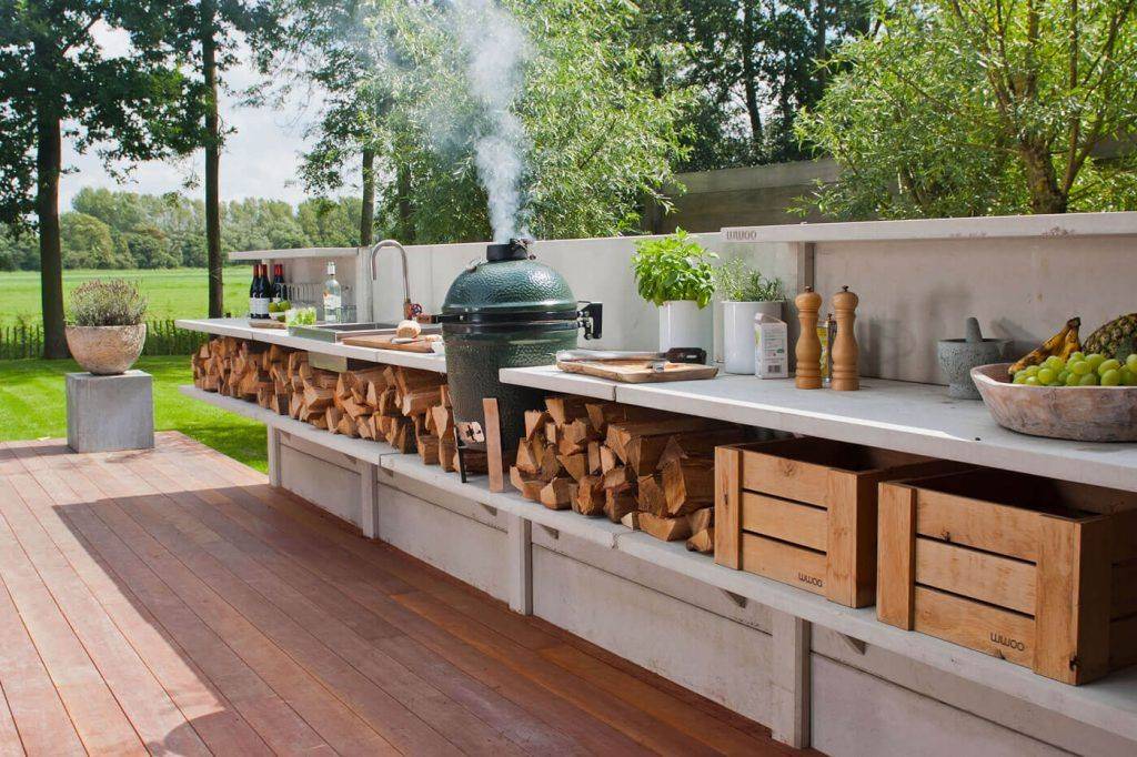 Deck Countertop with Storage