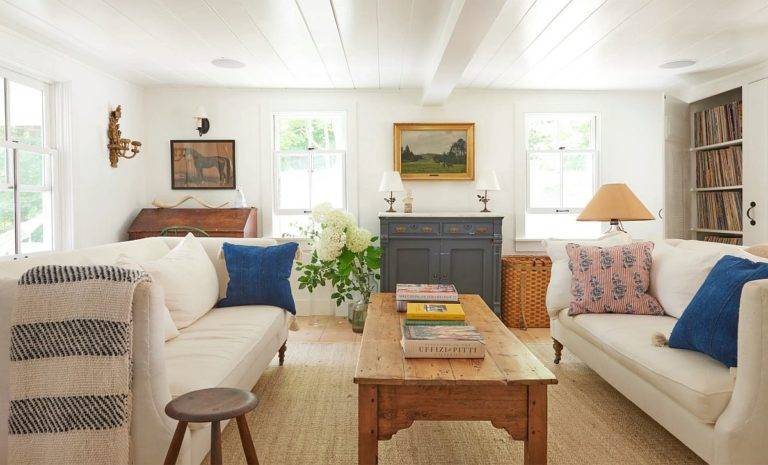 Farmhouse Living Room Design Guide: Tips, Ideas and Inspirations