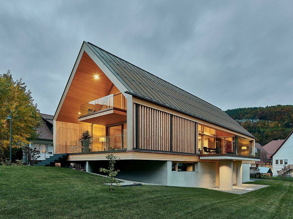 Spacious Wooden Home with Gabled roof in Wood, Concrete and Glass | Decoist