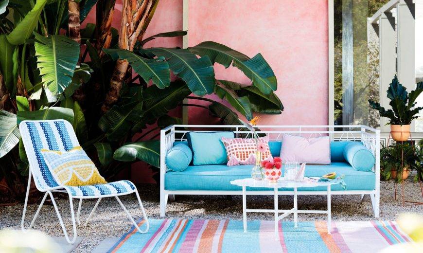 Vibrant Colorful Outdoor Living Areas to Brighten Up Your Summer