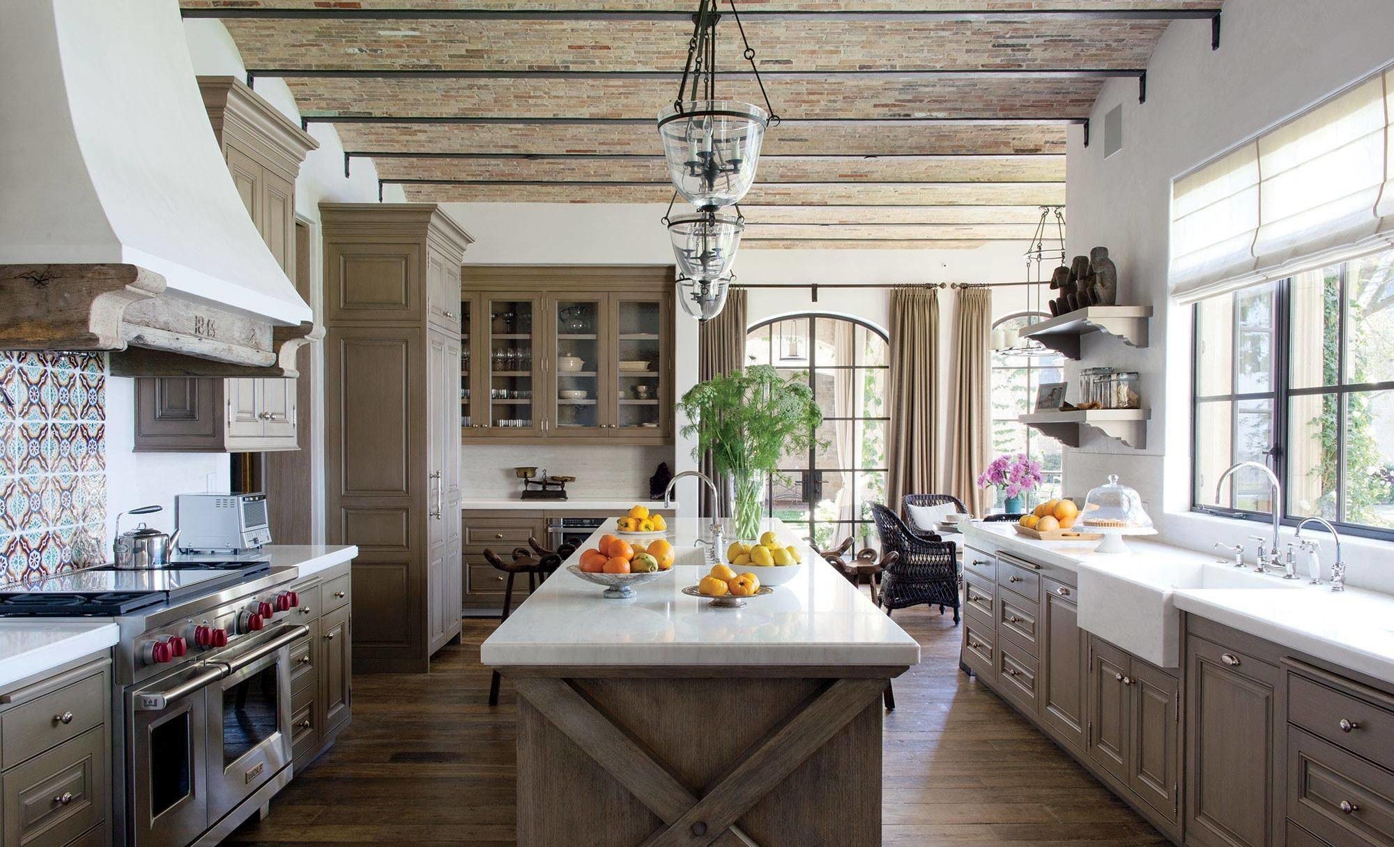 Traditional Rustic Country Kitchen