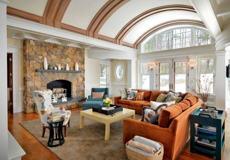 16 Cathedral And Vaulted Ceilings That Make A Statement Decoist   Barrel Vault Cathedral Ceiling. 12653 768x534 