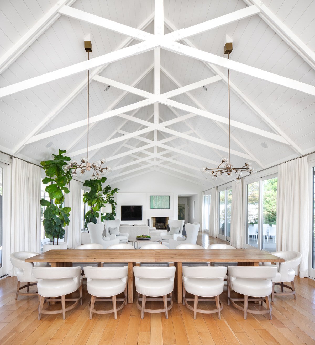 what-to-do-with-high-vaulted-ceilings-look-like-americanwarmoms