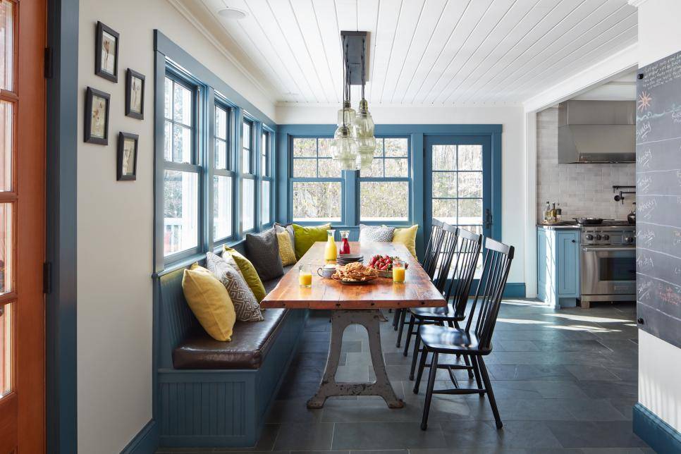 Large Family Breakfast Nook Setting