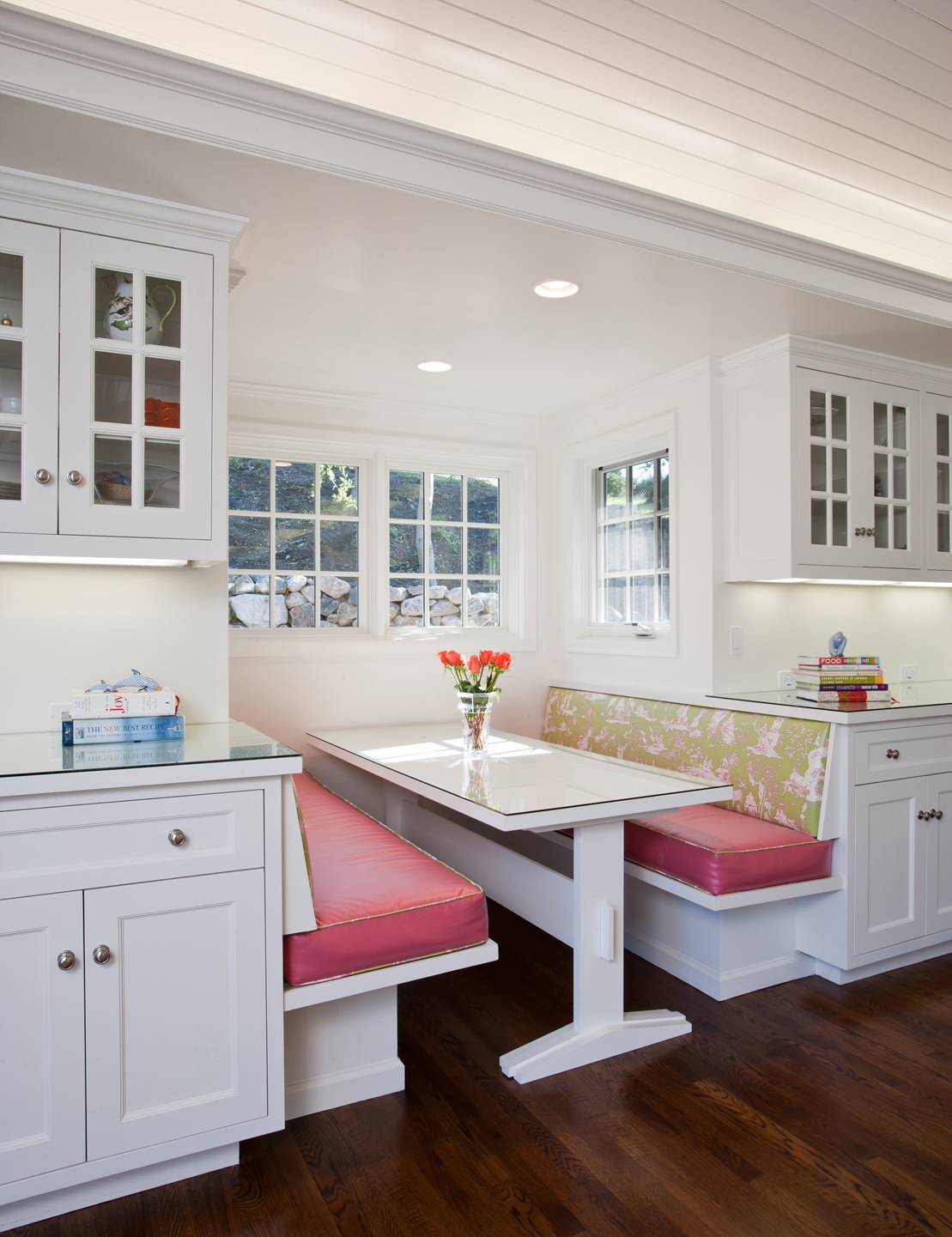 Restaurant Booth Inspired Breakfast Nook