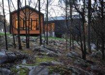 Rocky-landscape-around-Holston-River-House-shapes-its-overall-form-79895-217x155