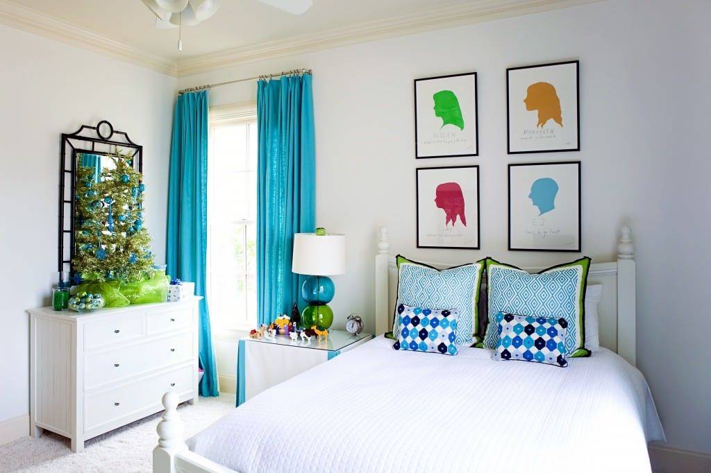 Adding vivacious pops of color to the neutral bedroom