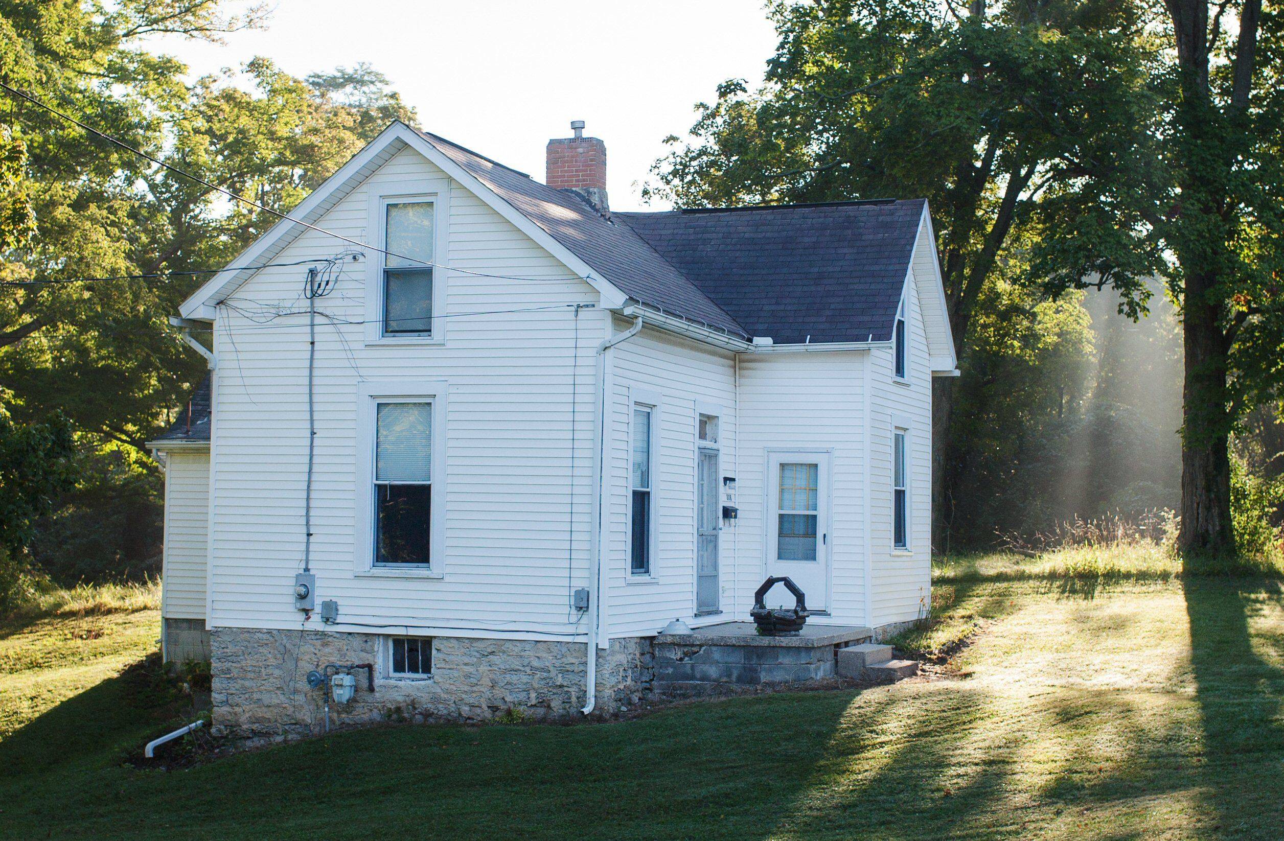 gable roofs originate from