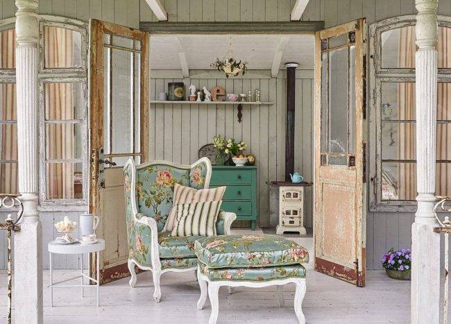 Rediscover Summer Bliss with these Fabulous Shabby-Chic Porch Ideas