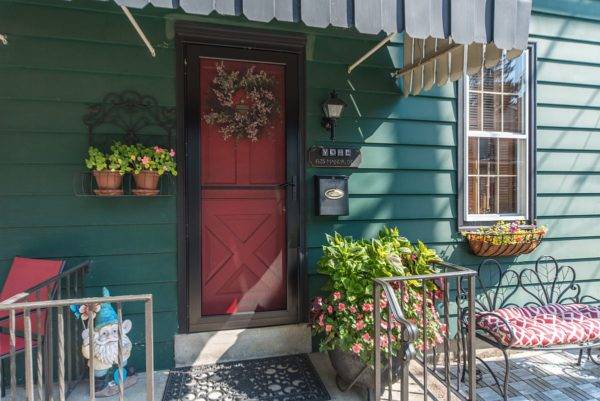 Rediscover Summer Bliss with these Fabulous Shabby-Chic Porch Ideas