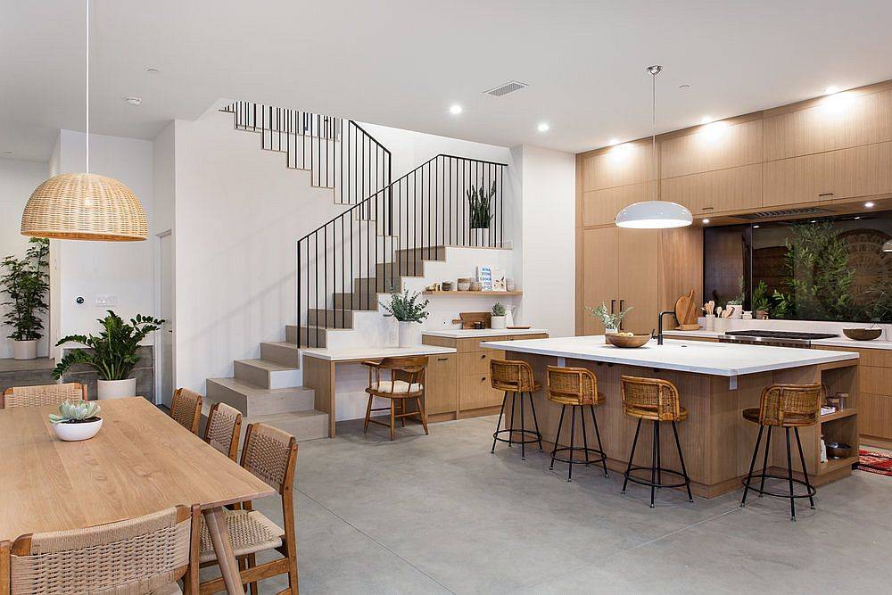 White-and-wood-kitchen-with-color-scheme-that-is-same-in-the-dining-room-as-well-61983