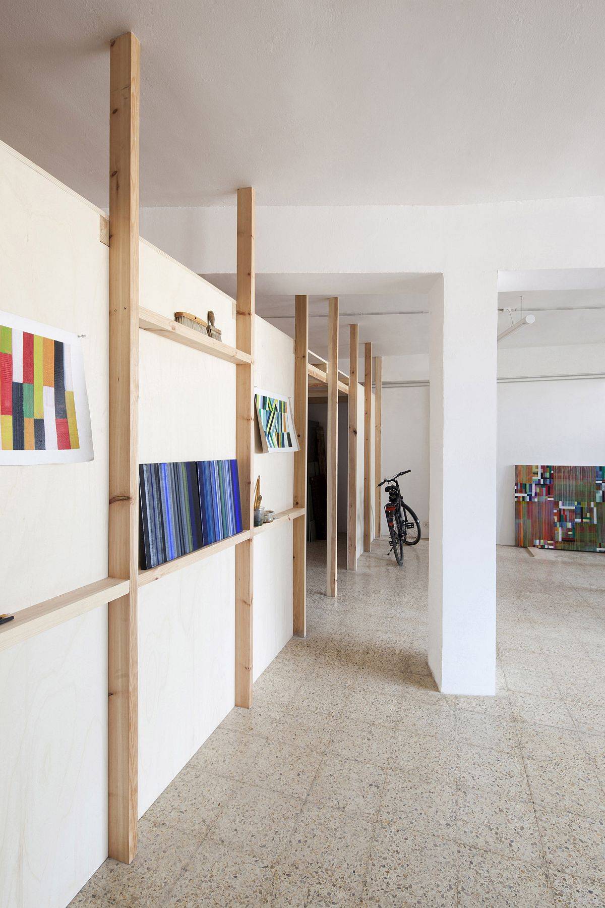 Look-inside-the-transformed-studio-of-an-artist-in-barcelona-80414