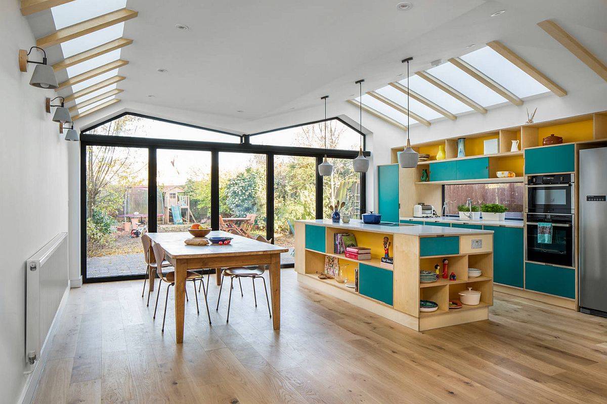 Natural light helps create a healthier, more eco-friendly kitchen