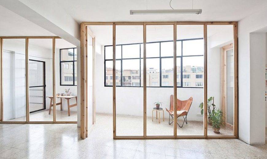 Custom Walls in Wood and Glass Create New Dynamic Inside Smart Barcelona Studio