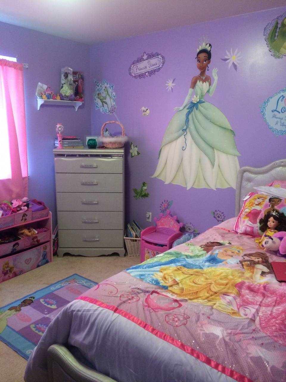 Pretty In Pink And Purple Princess Bedroom Ideas   Tiana Backdrop Bedroom 49936 