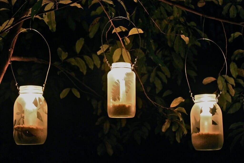 hanging mason jar lanterns